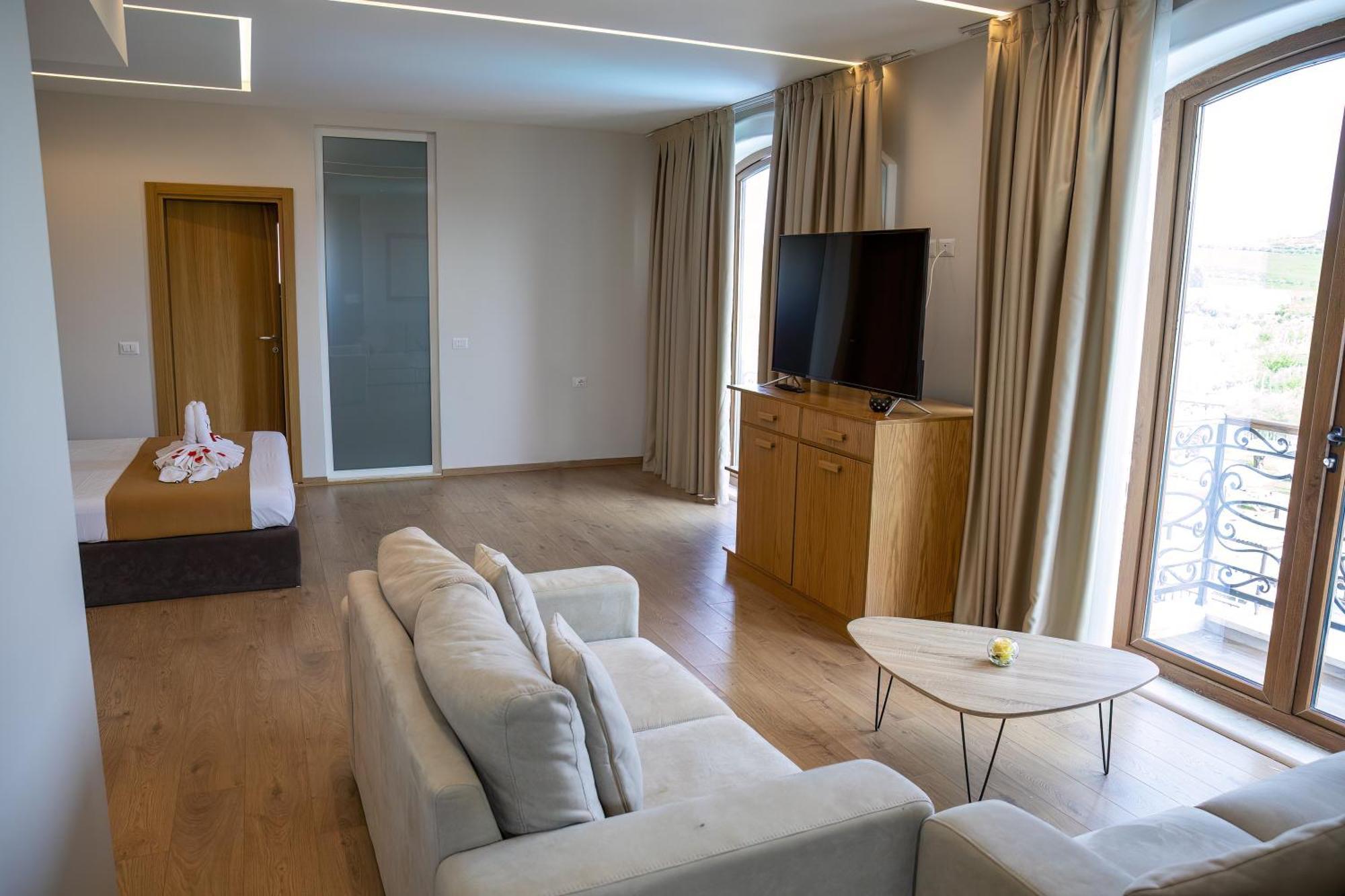 Vinea Resort Durres Exterior photo